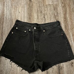 levi’s 501 denim shorts